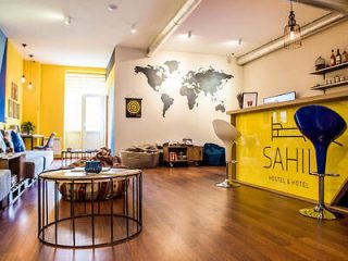 3 3 Baku Sahil Hostel